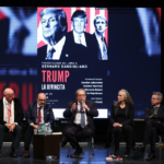 Gennaro Sangiuliano presenta il libro su Trump: in un gremito Teatro Sannazaro